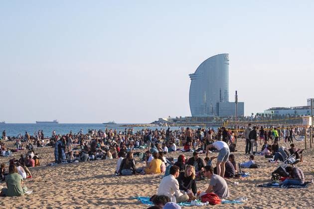 Coronavirus in Spanien, Eindrücke vom Strand in Barcelona