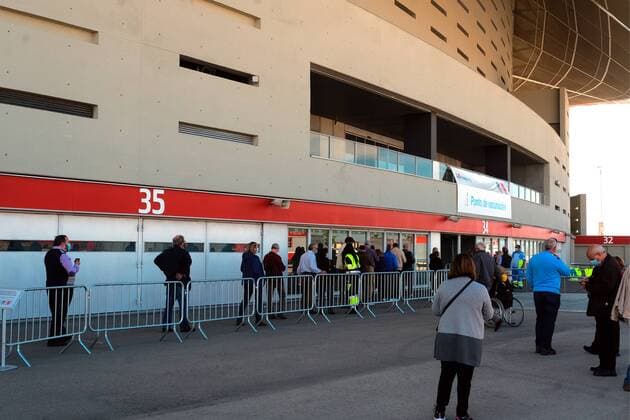 Coronavirus in Spanien, Impfzentrum Wanda Metropolitano in Madrid