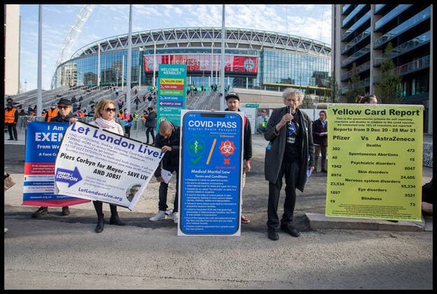 Coronavirus in Großbritannien, Impfgegner protestieren in London