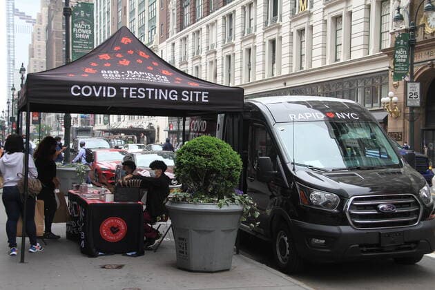 Coronavirus in den USA, Schnelltest-Stationen in New York