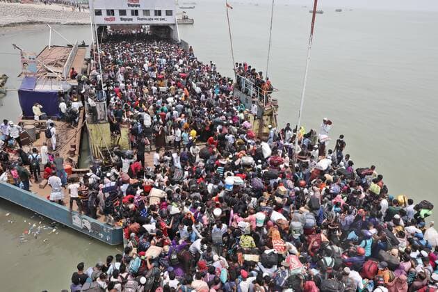 Coronavirus in Bangladesch, Reisende zum Eid al-Fitr in Dhaka