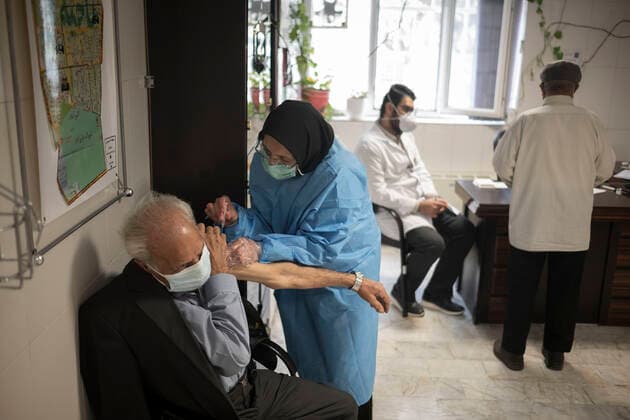 Coronavirus im Iran, Impfungen in Teheran