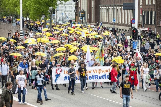Coronavirus in den Niederlanden, Protest gegen Coona-Maßnahmen in s Hertogenbosch