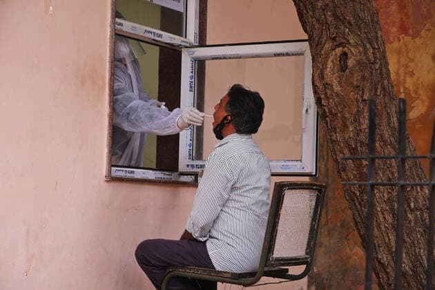 Coronavirus in Indien, Durchführung von Tests in Jaipur