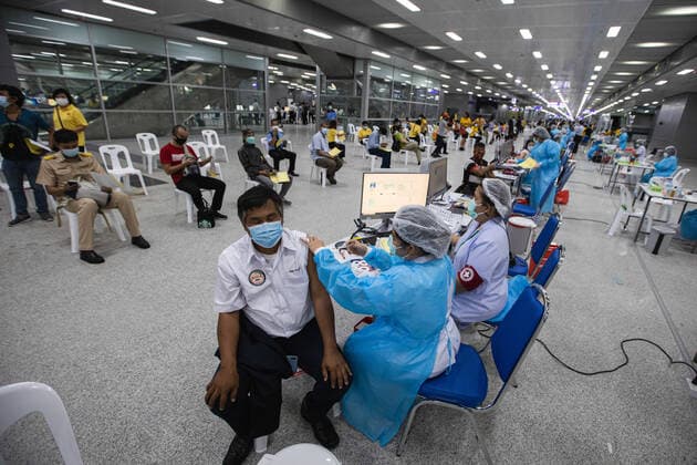Coronavirus in Thailand, Impfzentrum in Bangkok