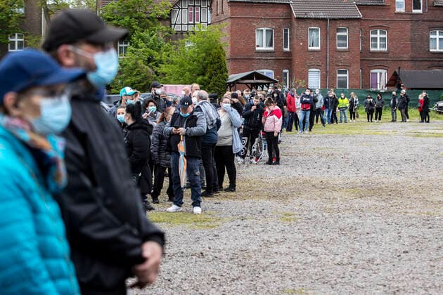 Coronavirus in NRW, Impfaktion an der Ditib Moschee in Duisburg Marxloh