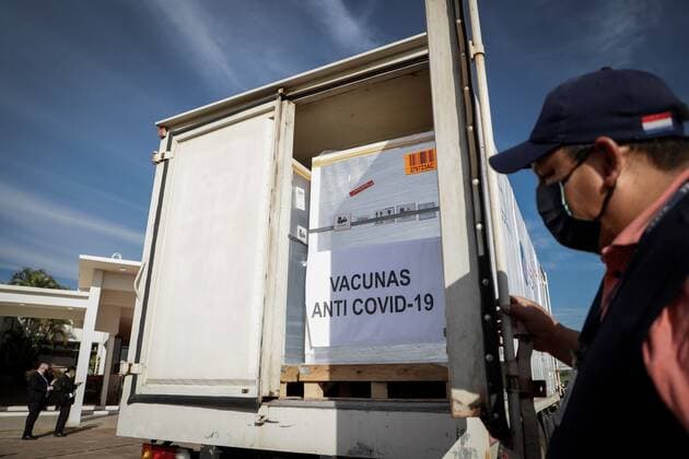 Coronavirus in Paraguay, Ankunft von Impfstoff in Luque