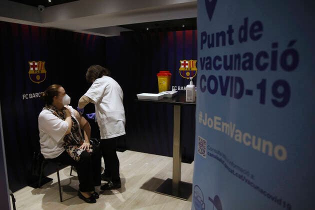 Coronavirus in Spanien, Impfzentrum im Camp Nou in Barcelona