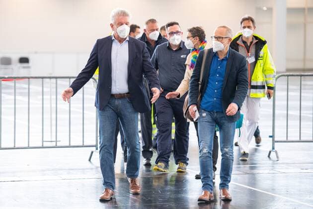 Coronavirus in Bayern, Pressetermin anlässlich der 500.000. Impfung in Impfzentrum in München