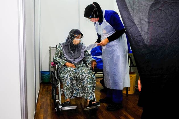 Coronavirus in Malaysia, Impfungen in Shah Alam