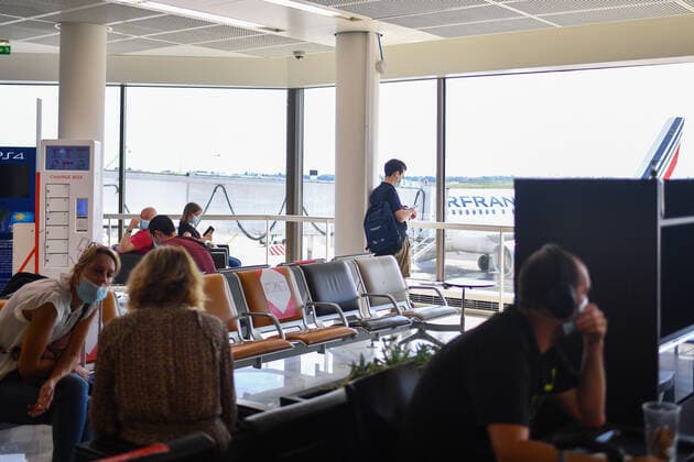 Coronavirus in Frankreich, Eindrücke vom Flughafen Orly