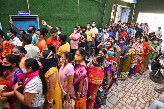Coronavirus in Indien, Impfzentrum in Gurugram