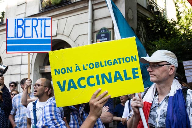 Coronavirus in Frankreich, Proteste gegen Impfzwang in Paris