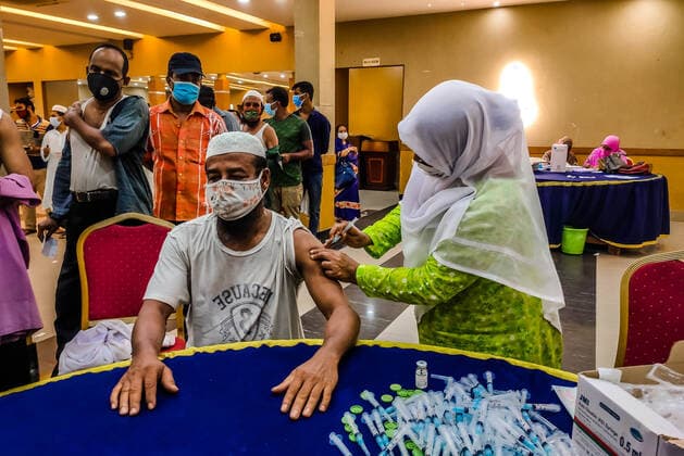 Coronavirus in Bangladesch, Impfkampagne