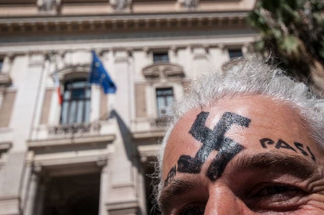 Coronavirus in Italien, Demonstration gegen den Grünen Pass in Rom