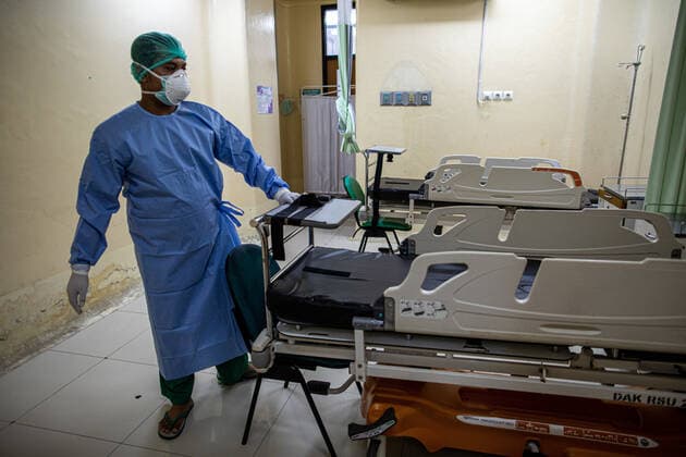 Coronavirus in Bangladesch, Sinkende Fallzahlen und sich leerende Intensivstationen