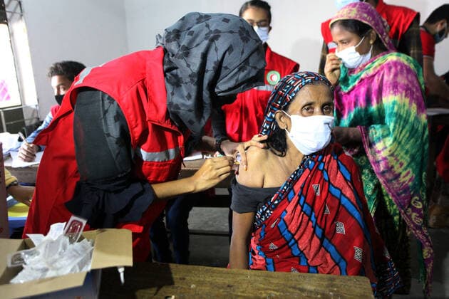 Coronavirus in Bangladesch, Impfungen in Dhaka