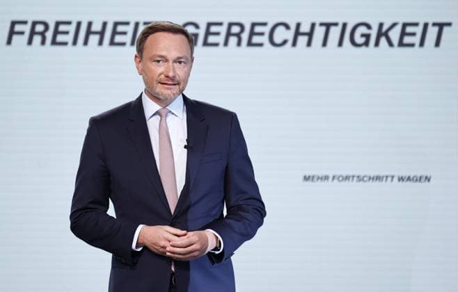 Christian Lindner kündigt Steuerentlastungen in Milliardenhöhe an - Archivbilder