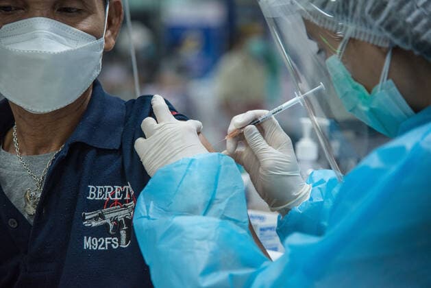 Coronavirus in Thailand, Impfungen in Bangkok