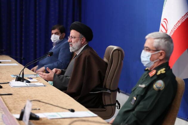 Coronavirus in Iran, Konferenz mit Präsident Ebrahim Raisi in Teheran