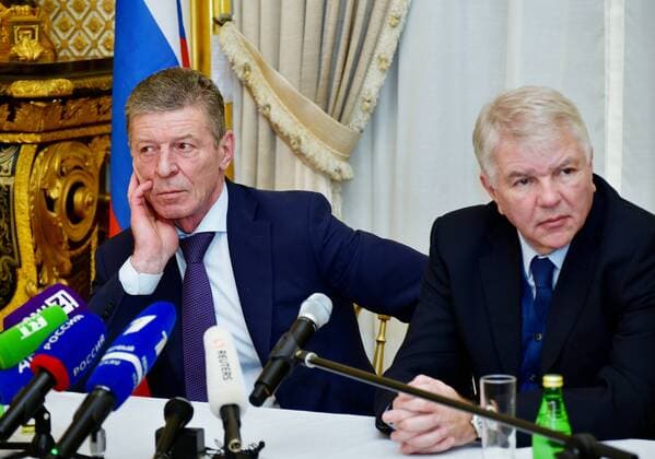 Ukraine-Konflikt, Chronik Normandie-Format, Paris 2022