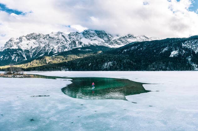 IMAGO Creative, Winter, Winterspaß, SUP