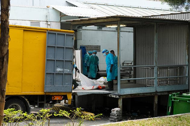 Coronavirus in Hong Kong, Leichen werden in Kühlcontainer verladen