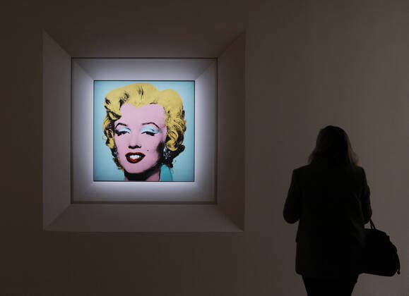 Marilyn Monroe-Porträt von Andy Warhol für Rekordpreis versteigert, Archivbilder
