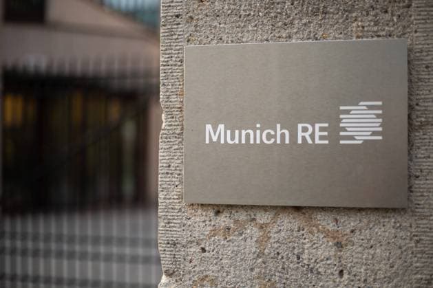 Munich Re meldet Rekordhalbjahr, Archivbilder