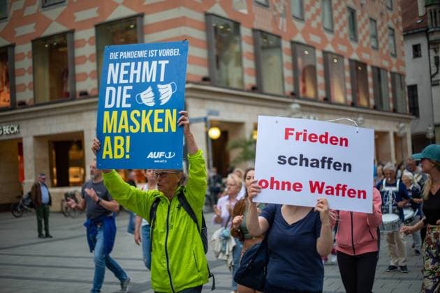 Coronavirus in Bayern, Protest gegen Corona-Maßnahmen in München