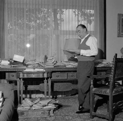 Erich Maria Remarque -Autor von Im Westen nichts Neues, Archivbilder