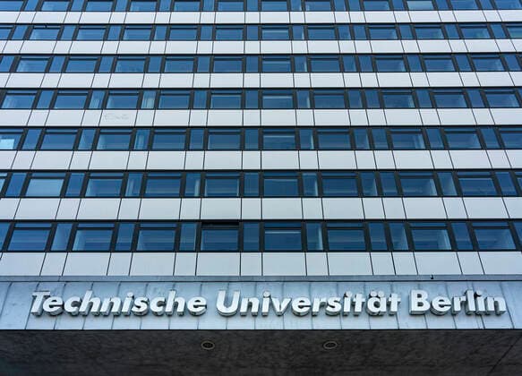 Berlin, TU Berlin muss Hauptgebäude schließen - Archivbilder