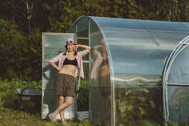 IMAGO Creative, Garten, Anbau im Gewächshaus
