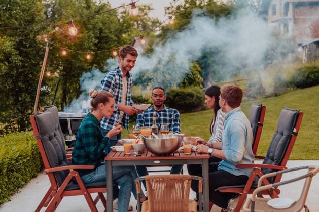 IMAGO Creative, Beginn der Grillsaison