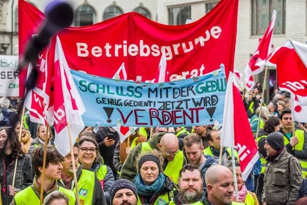 Tarifeinigung für Beschäftigte im öffentlichen Dienst bei Bund und Kommunen erzielt - Archivbilder
