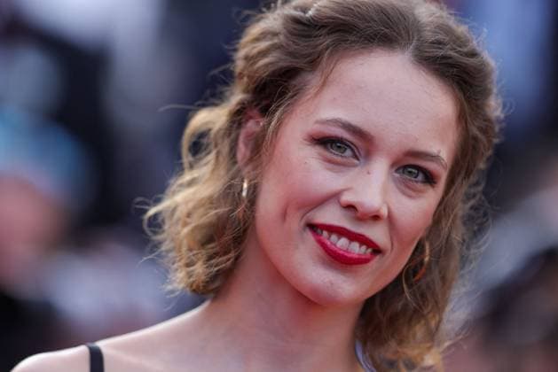 Schauspielerin Paula Beer erhält Hannelore-Elsner-Preis