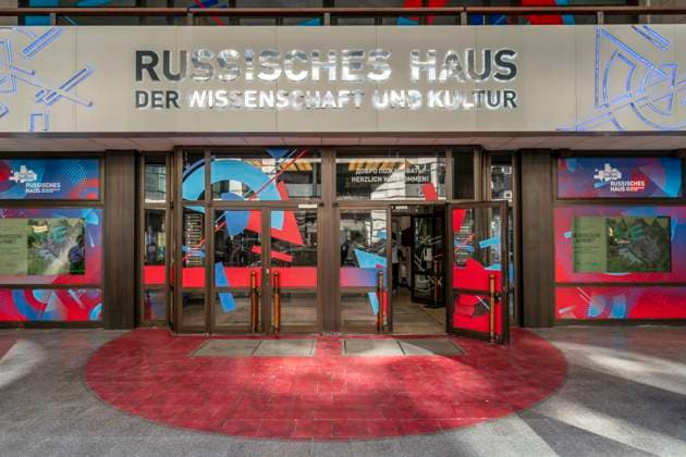 Innenministerium hat Russisches Haus in der Friedrichstraße seit Ukraine-Krieg im Blick, Archivbilder