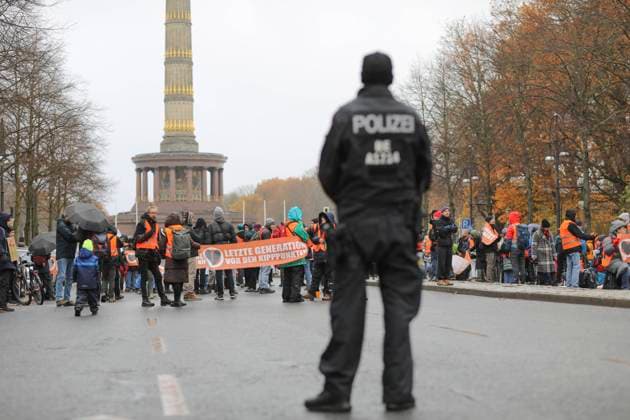 Polizei wirft Letzter Generation 1200 Straftaten vor, Archivbilder