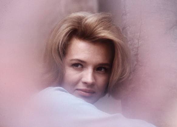 IMAGO Leo Fuchs Archiv, Angie Dickinson Fotoshooting