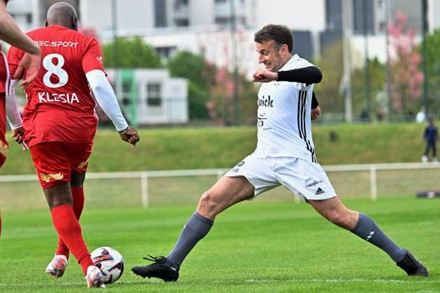 Frankreich, Emmanuel Macron nimmt an Benefiz-Fußballspiel teil