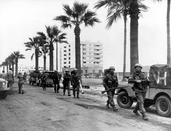 IMAGO History, Archiv, Ölpreiskrise, Ursachen, Suezkrise 1956