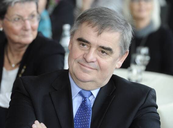 Ehemaliger Ministerpräsident Peter Müller wird neuer Chef-Richter für die Bundesliga, Archivbilder