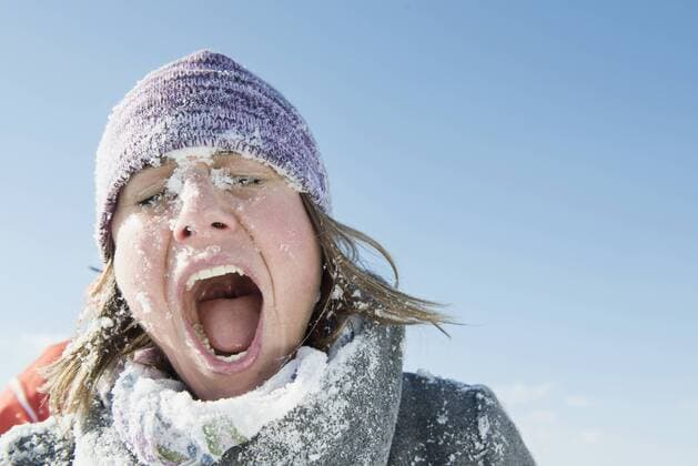 IMAGO Creative, Winter, Schneeballschlacht