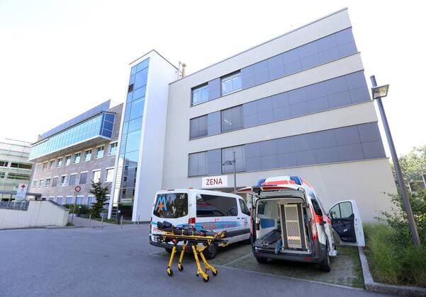 Coronavirus, Helios Klinikum München West stellt Alltagsbetrieb ein