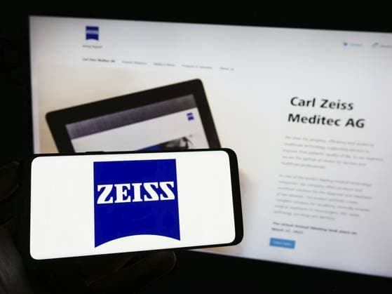 Carl Zeiss Meditec will bis zu 1000 Stellen abbauen - Archivbilder