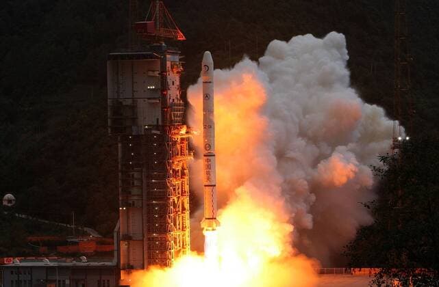 China startet Raumschiff für erste Mondlandung, 10. Jahrestag am 2. Dezember