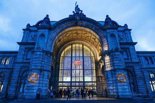 Kalendermotive: Bahnhöfe