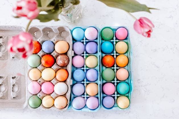 IMAGO Creative, Ostern, Bräuche, Eier färben und bemalen