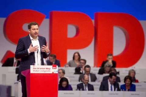 Lars Klingbeil als neuer SPD-Vorsitzender im Gespräch - Archivbilder