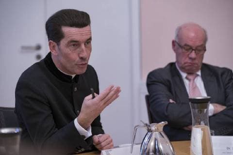 Bonner Stadtdechant Wolfgang Picken ist gestorben, Archivbilder
